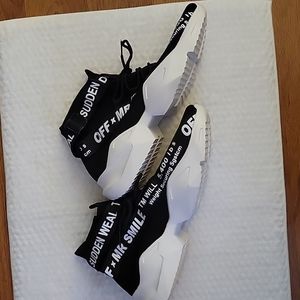 YOHI Black Sneakers Running Shoes Breathable Athletic Workout Tennis 11.5 NEW…